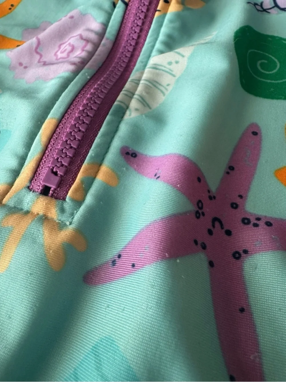 Cat & Jack Toddler Girls Sea Life Rash Guard One-Piece Swimsuit 5T Purple Aqua